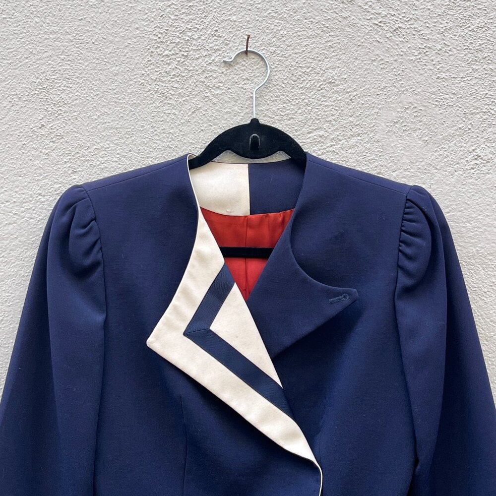 Vintage 70's Women's Eric Sands Asymmetrical Geometric Blue Navy Blazer Jacket - Picture 2 of 7
